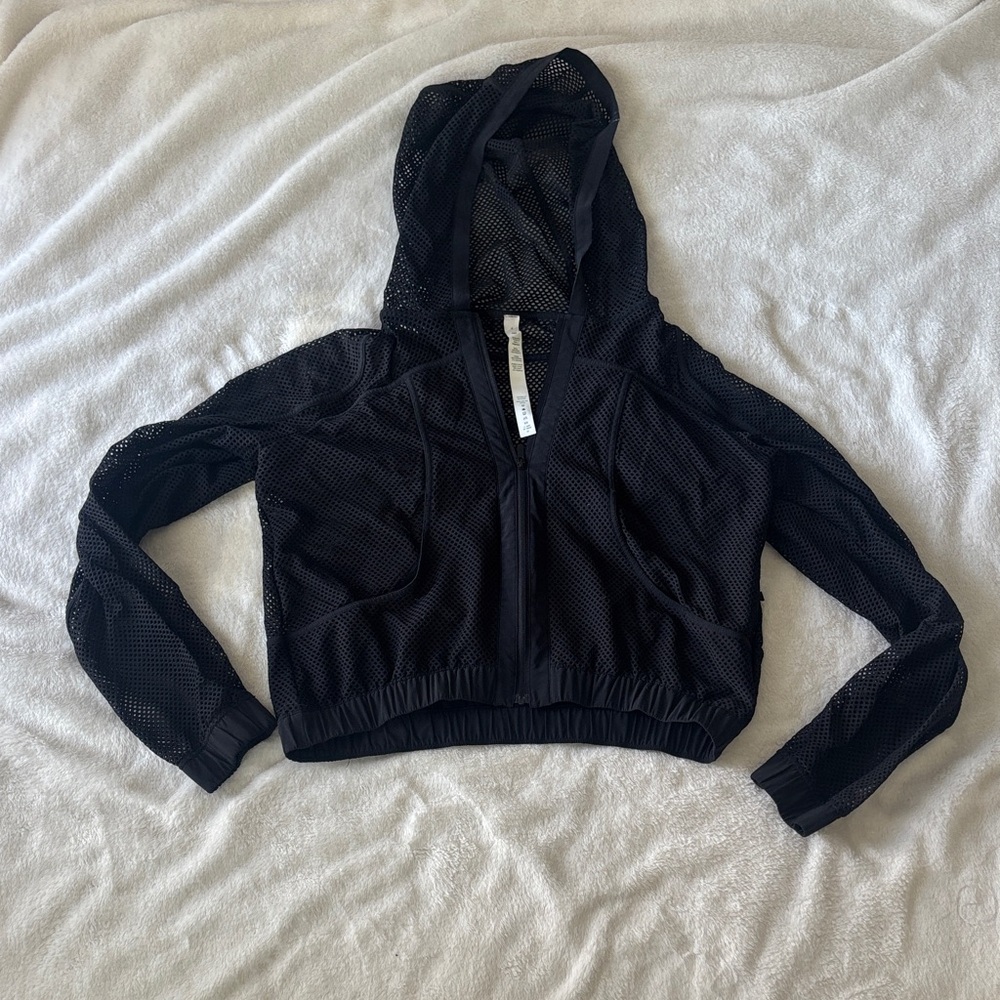 lululemon Relaxed Fit Mesh Jacket - Size 4, Black